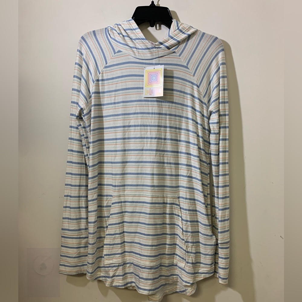 NWT LULAROE STRIPED AMBER HOODED‎ SHIRT M